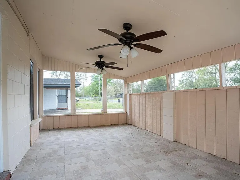 7707 Falcon St — Photo 7