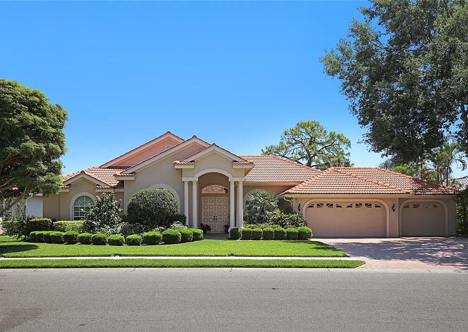 1st image of 8599 Woodbriar Dr