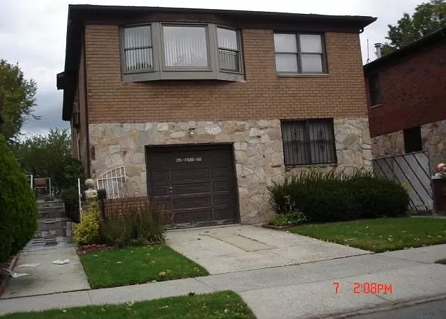 2nd image of 151-15 25th Dr