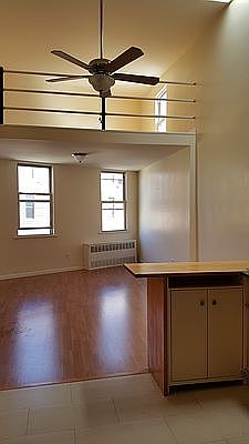 2nd image of 166 Evergreen Ave APT 3L