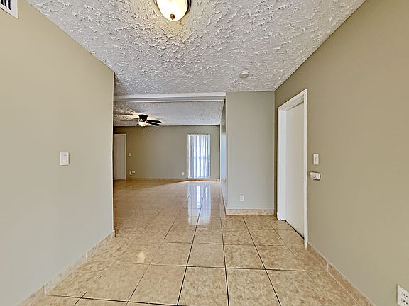 5th image of 7806 NW 70th Ave