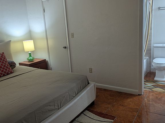 2nd image of 20400 NW 7th Ave