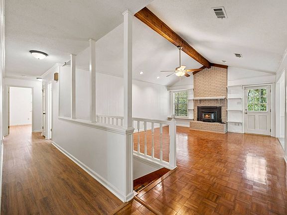 5th image of 4700 Jerry Dr