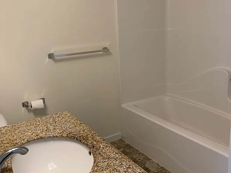 11 Parker St #5 — Photo 9