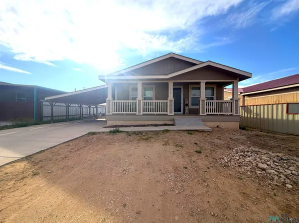 2203 Algerita St, Carlsbad, NM 88220