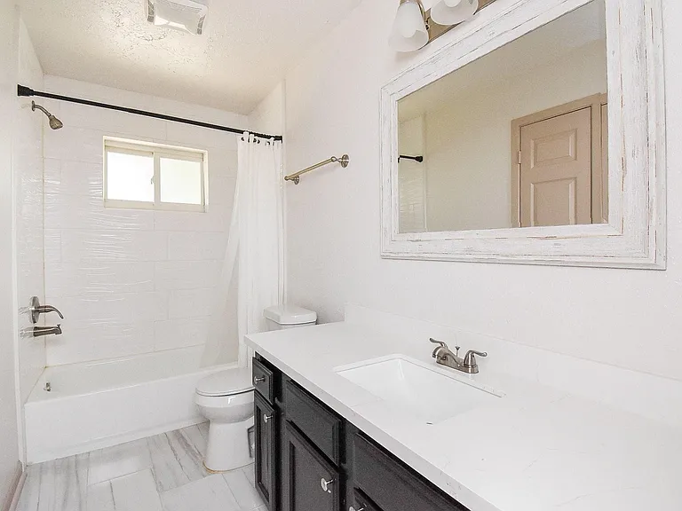 13430 Piney Oaks Dr — Photo 16
