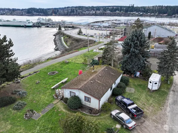 11495 NE 2nd Street, Kingston, WA 98346