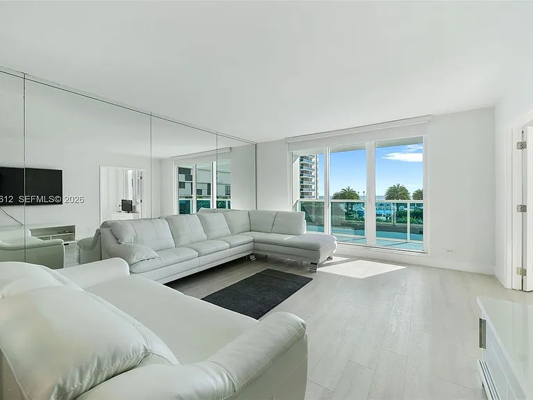 2301 Collins Ave #338 — Photo 7