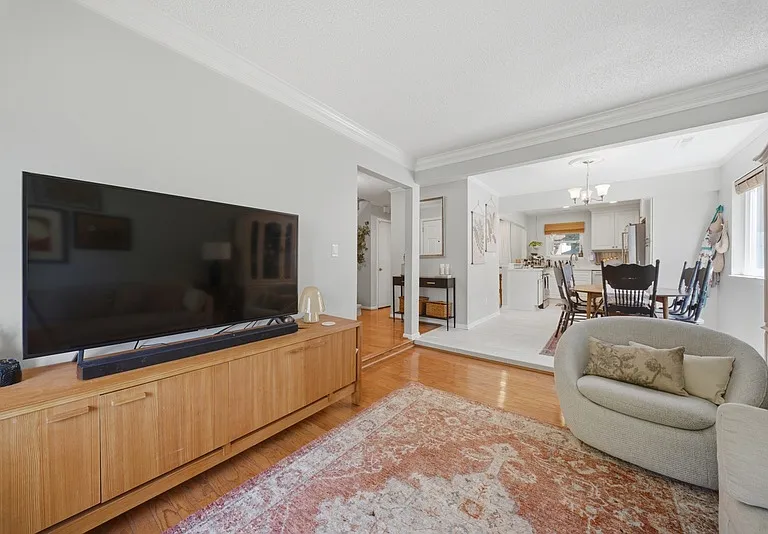 1810 Delaney St — Photo 7