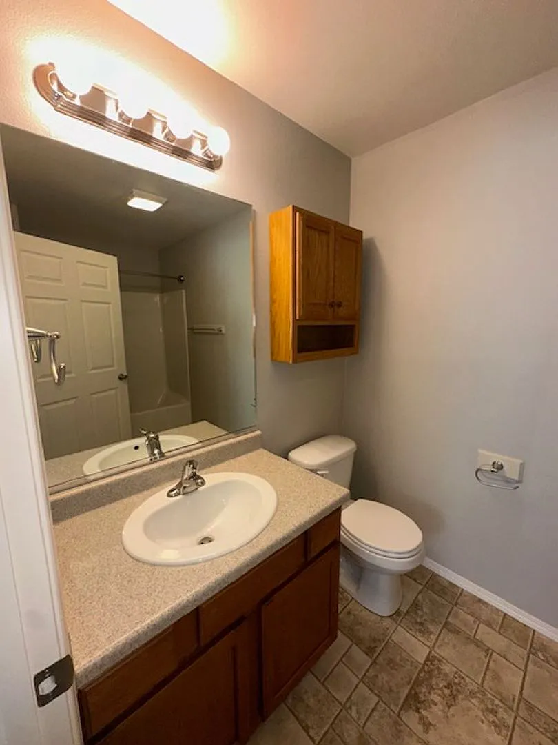 Kleinbach Condo — Photo 4