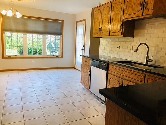 2nd image of 11447 S Foxwoods Dr