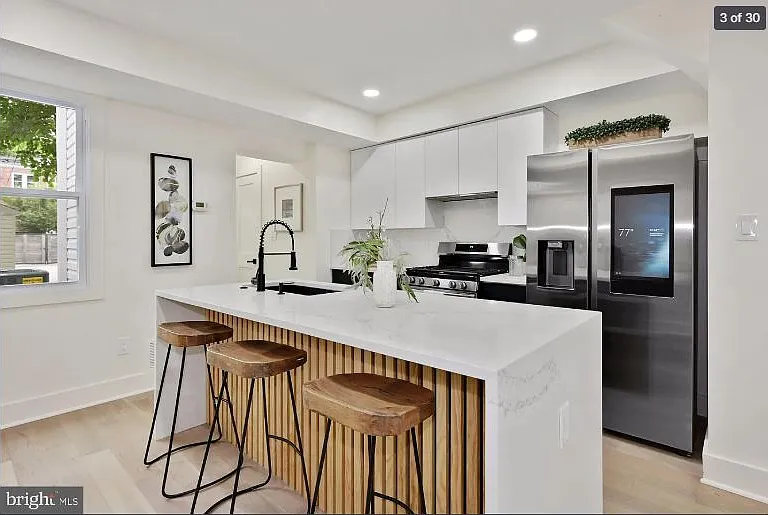 420 20th St NE — Photo 1
