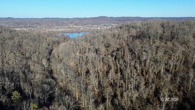 1st image of Wells Run Rd