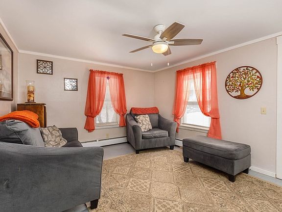 4th image of 354 State Rd