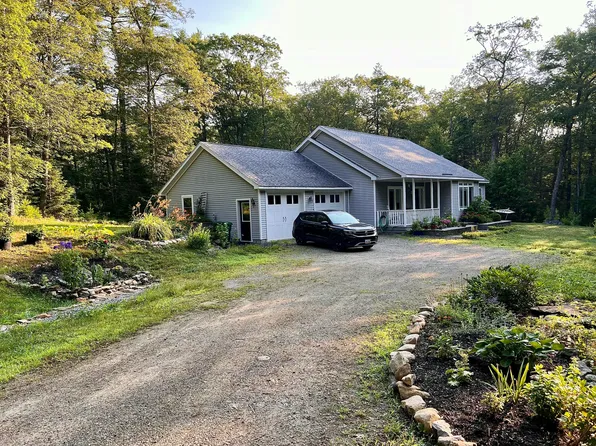 6 River Run Road, Edgecomb, ME 04556