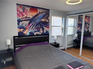 62 Spring St APT 2R, Cambridge, MA 02141