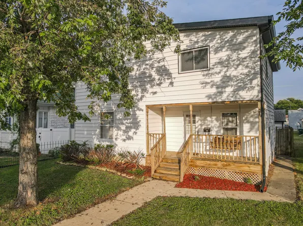 136 N Oak St, Manteno, IL 60950