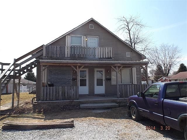 1st image of 803 E 11th St
