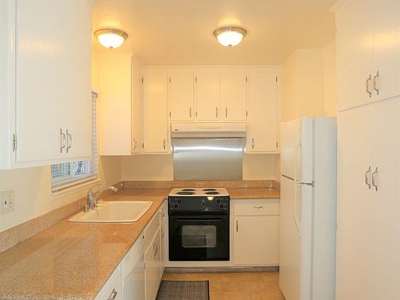 2nd image of 16 Highland Ave Unit 3