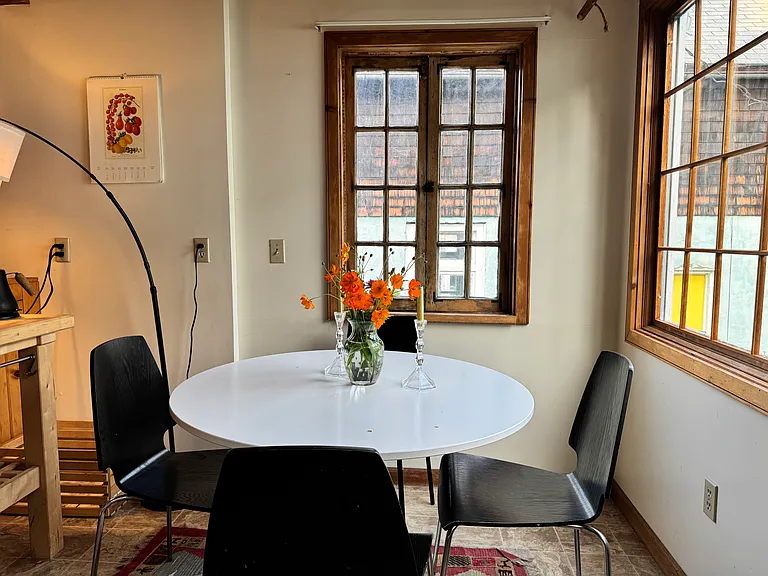 717 N Tioga St #B — Photo 10