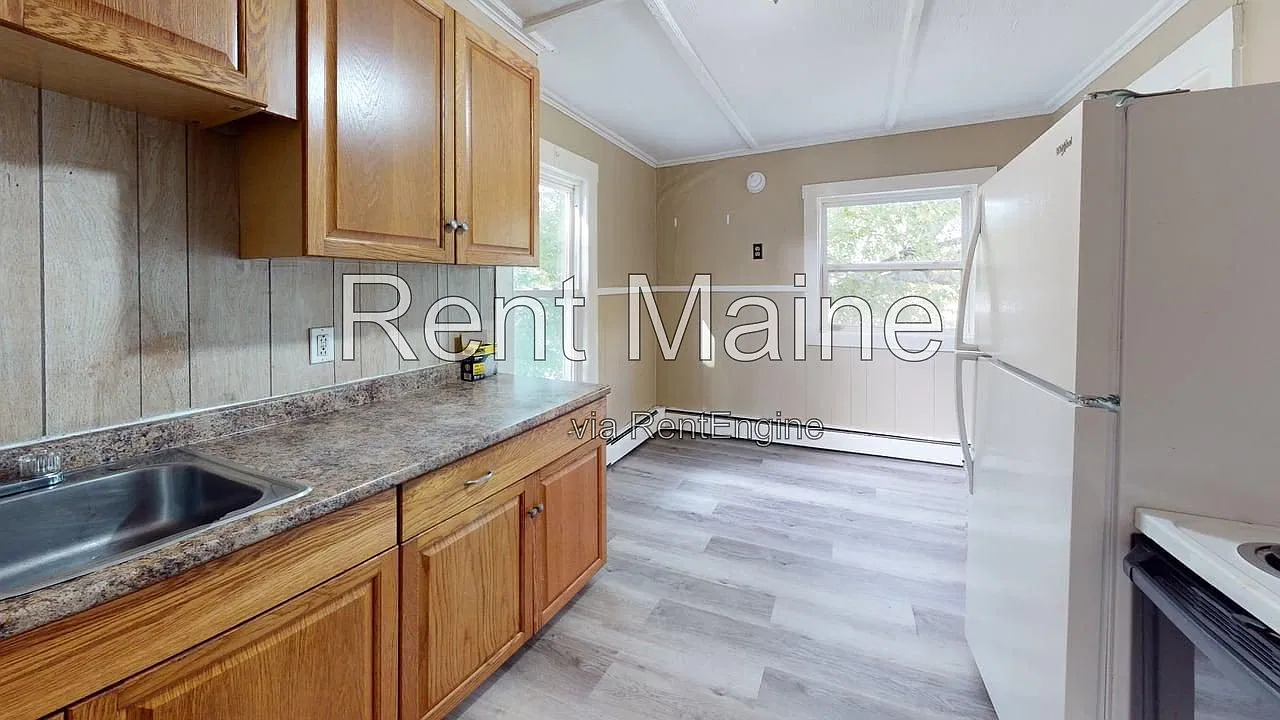1 bed, 1.0 bath, 554 sqft, $1,150 — Photo 2