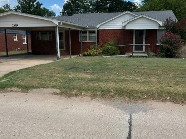 209 Terrace Dr, Pauls Valley, OK 73075