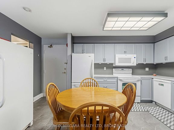 2nd image of 78 Roehampton Ave #101