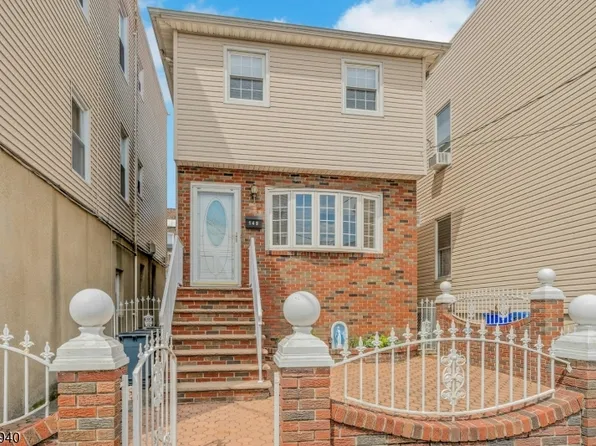 149 Chestnut St, Kearny Town, NJ 07032