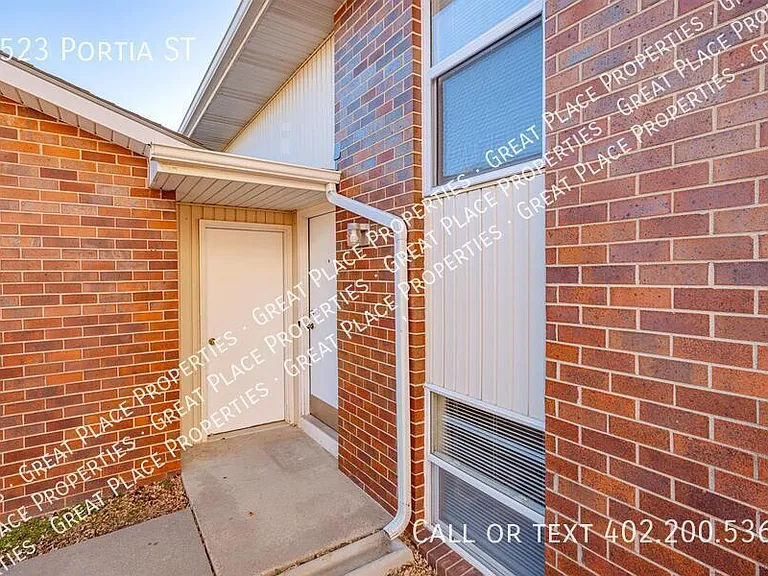 3523 Portia St — Photo 3