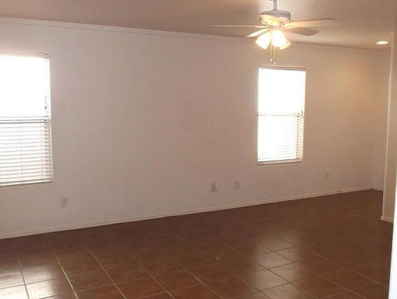 2nd image of 6408 S Sunrise Valley Dr