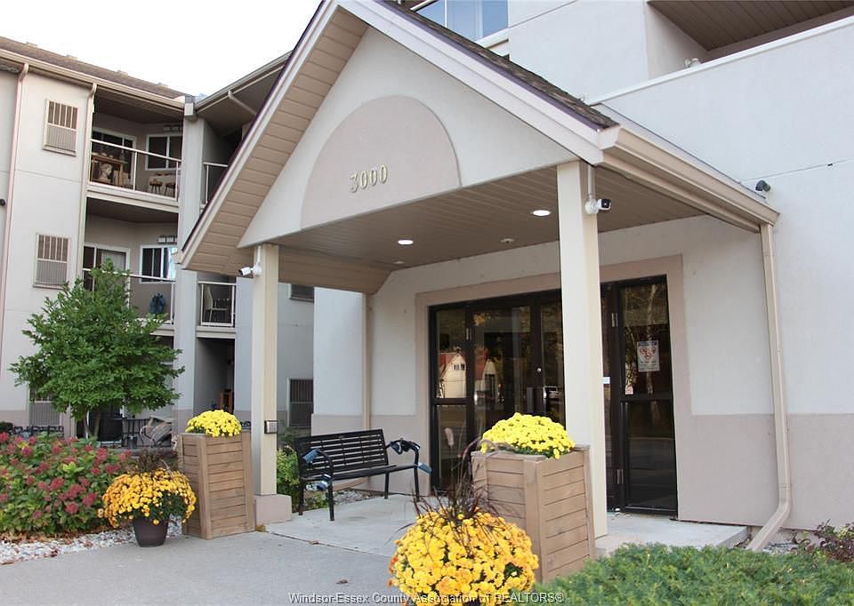 3000 Sandwich St Windsor, ON, N9C4G3 Apartments for Rent Zillow