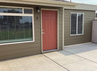 690 SW 9th St #A2, Hermiston, OR 97838