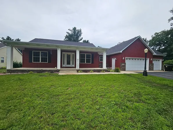 12036 Oakwood Dr, Demotte, IN 46310