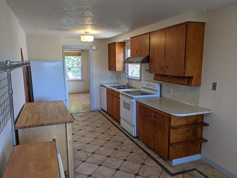 6128 S Corbett Ave — Photo 8