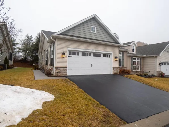 5415 Mendenhall Dr, Mechanicsburg, PA 17050