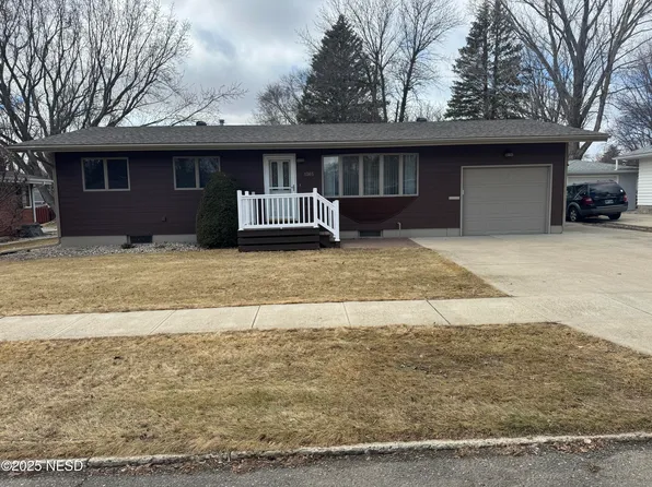 1265 3rd St NW, Watertown, SD 57201