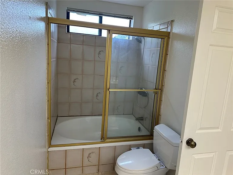 22518 Avenue San Luis — Photo 24