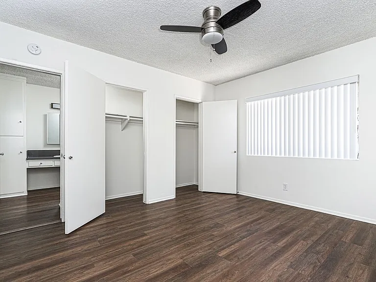 1132 Rosedale Ave — Photo 16