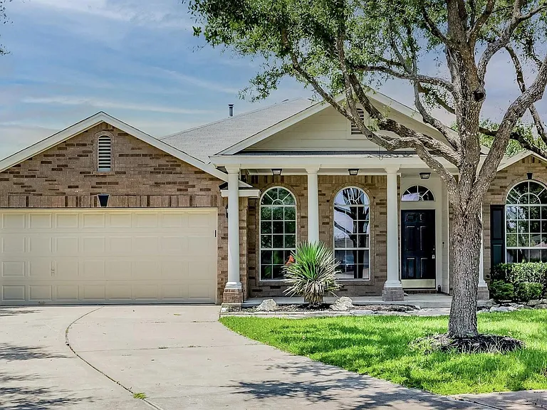 3213 Canyon Ledge Cv — Photo 1