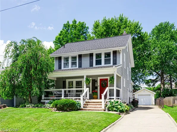 2048 9th St, Cuyahoga Falls, OH 44221