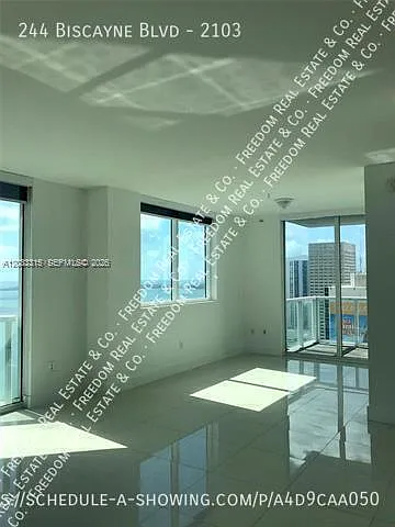 244 Biscayne Blvd #2103 — Photo 1