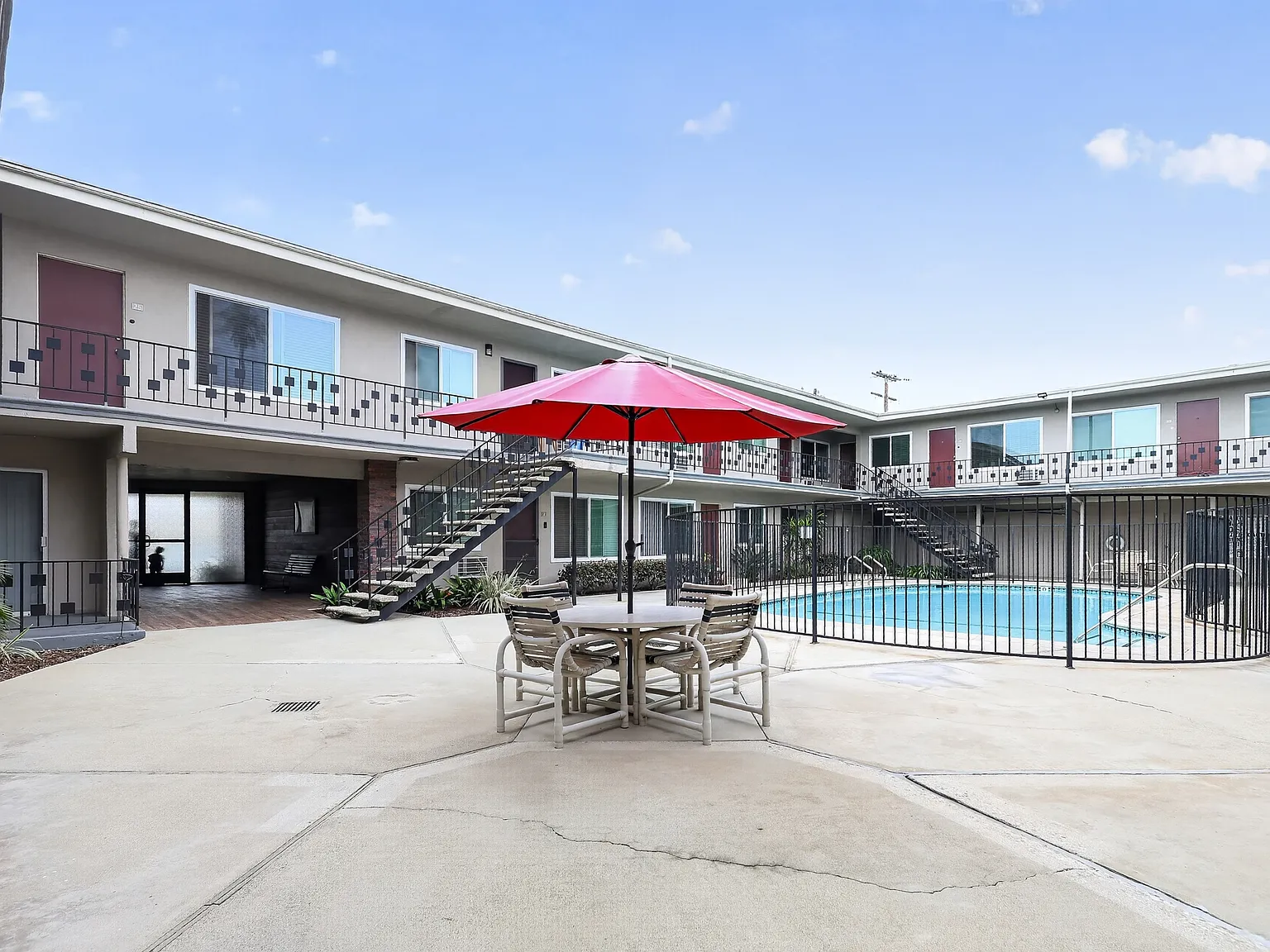 1 bed, $2,195 — Photo 4
