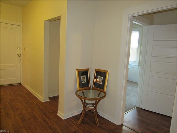 2nd image of 1533 E Ocean View Ave #1