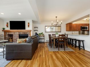 Sugar Hill, Hartford, VT 05059