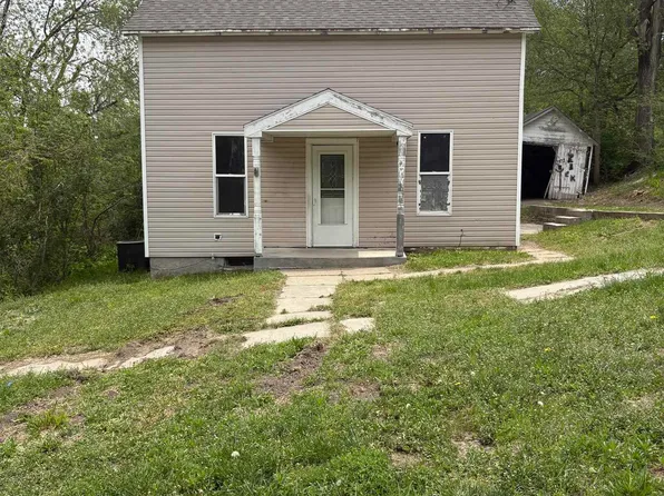 204 S Park St, Hooper, NE 68031