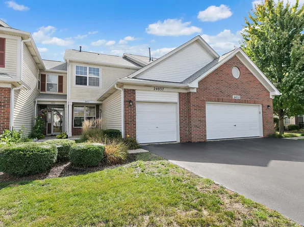 24037 W Pear Tree Cir, Plainfield, IL 60585