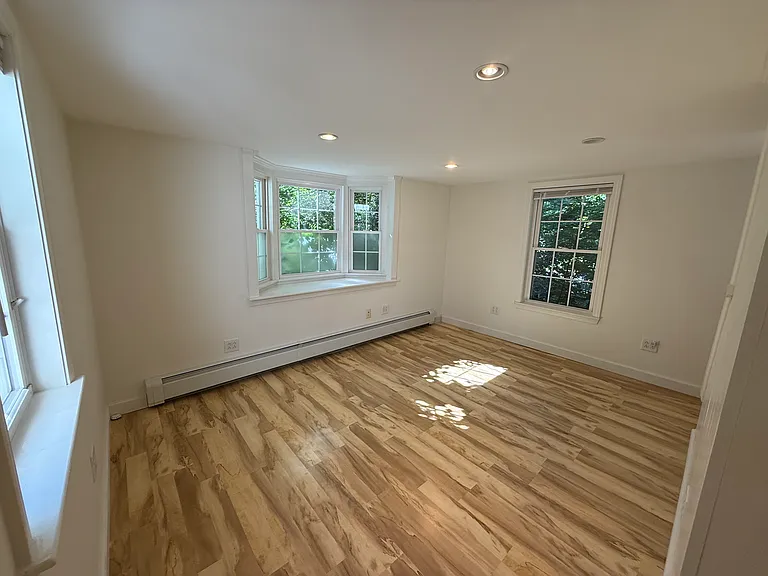 2 Nash Rd — Photo 11