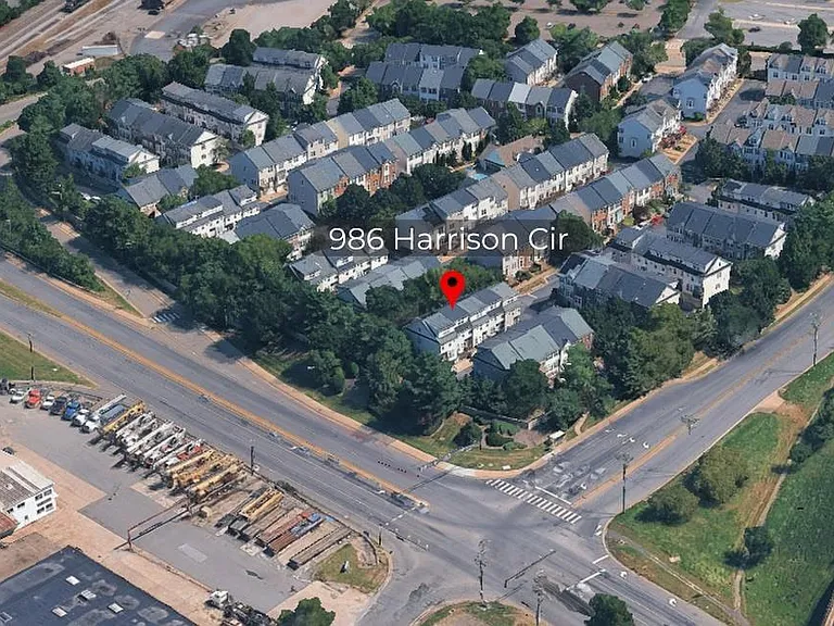 986 Harrison Cir — Photo 37