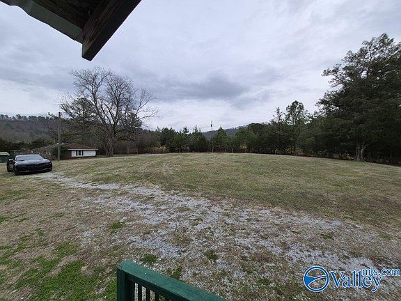 5th image of 739 Rifle Range Rd