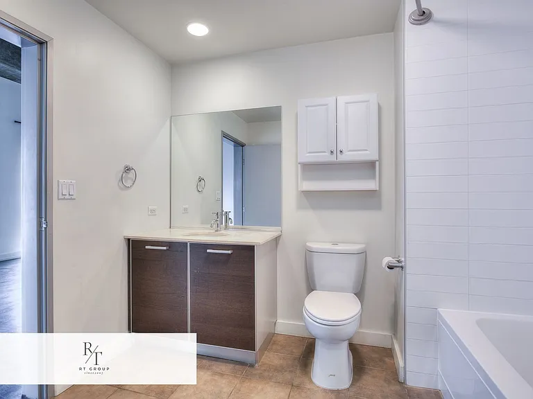645 W 9th St #742 — Photo 17